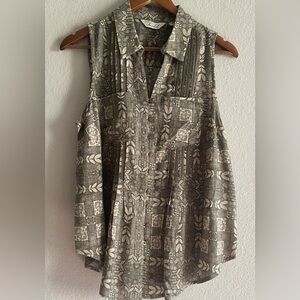 Women Sleeveless Collated Button Down Blouse Top Small Forest Green Summer